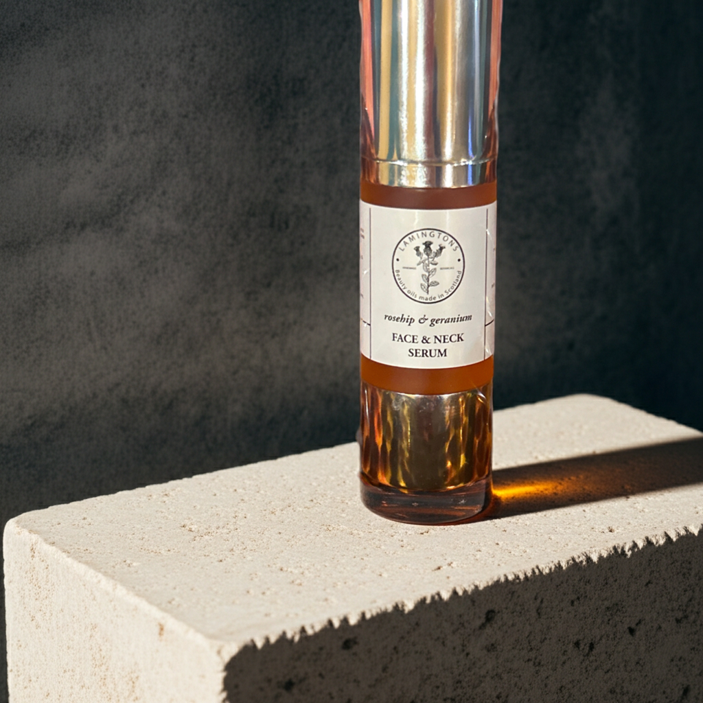Face Serum: organic Rosehip & Geranium Bourbon