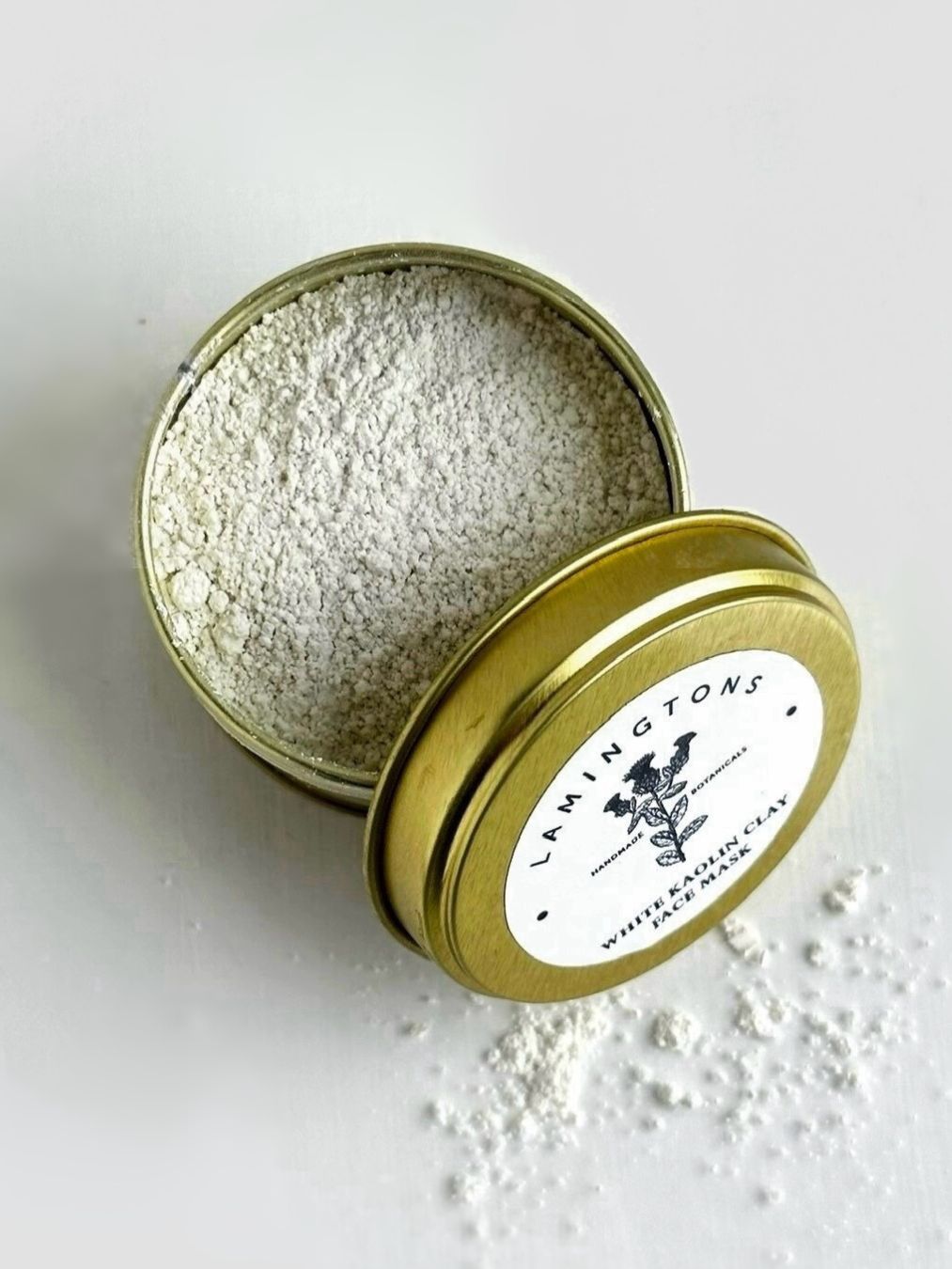 A tin of Ultraventilated White French Clay mask.