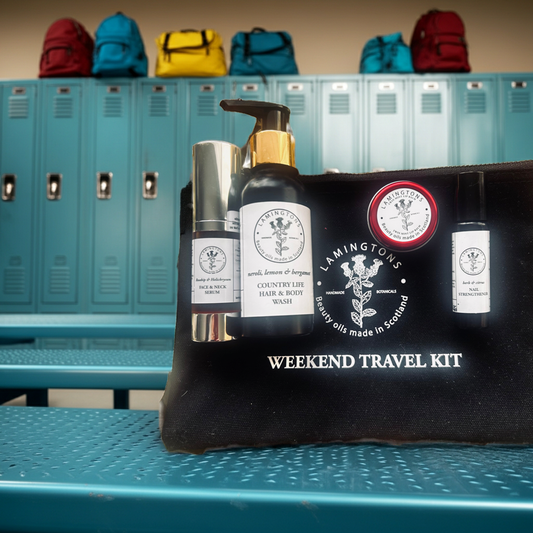lamington rituals Weekend travel kit with bag.